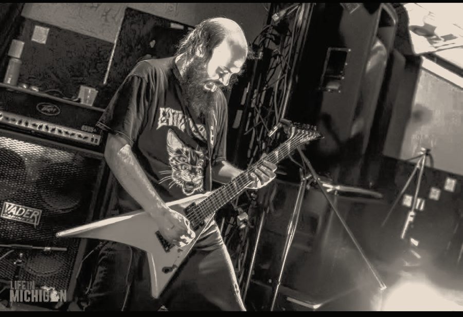 Matt Cunningham performing